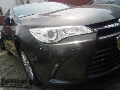 Location Voiture luxe Toyota Camry GLX Gris à Douala