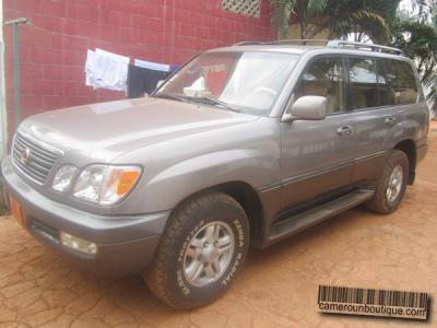 Location Voiture Lexus V8 4X4 Full Options à Yaoundé