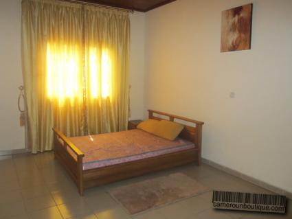 Chambre appartement meublé Yaoundé Tropicana